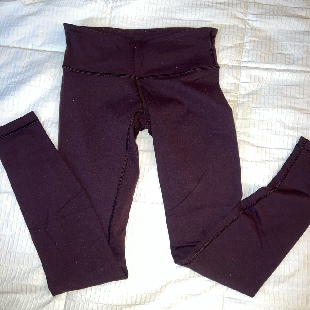 Maroon lululemon leggings